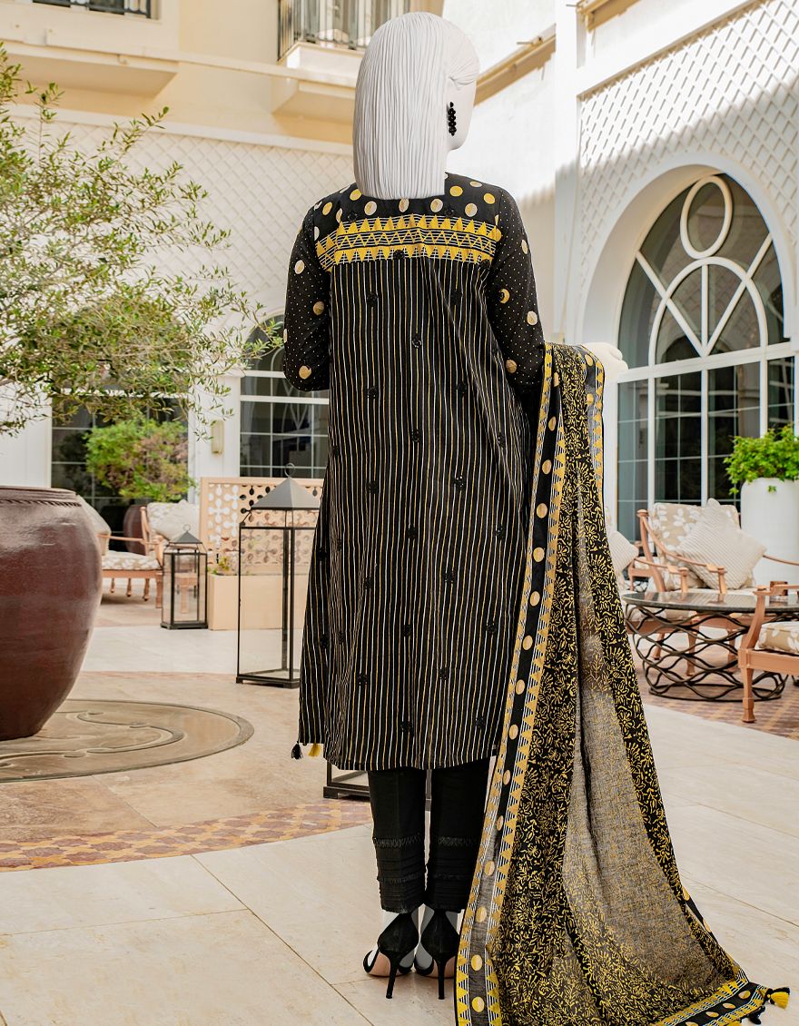 white christmas dresses Elegant Embroidered Black EID Lawn Dress with Emb. Chiffon Dupatta – Best  Price Online in Pakistan main image 1